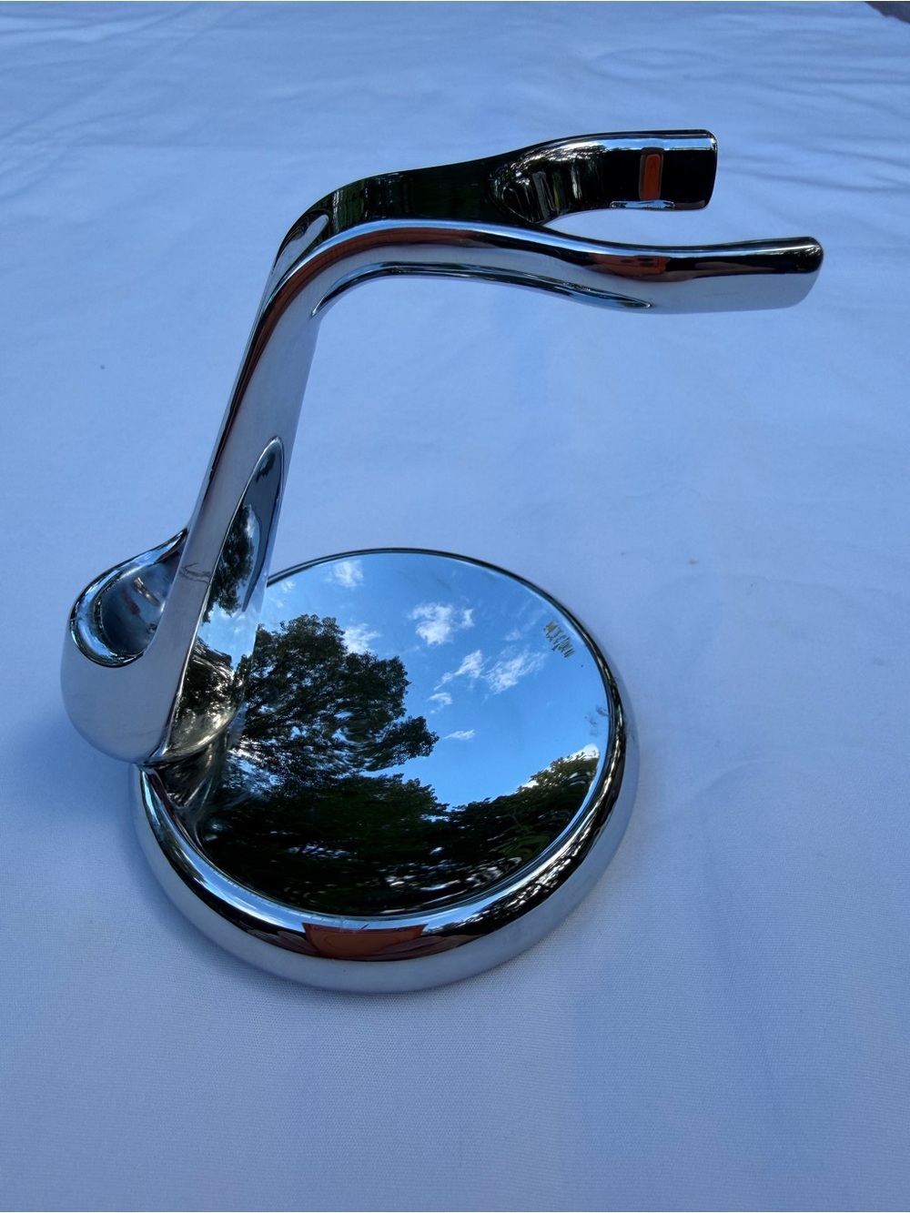 Gillette Art of Shaving Fusion Chrome collection Stand for Razor and Brush